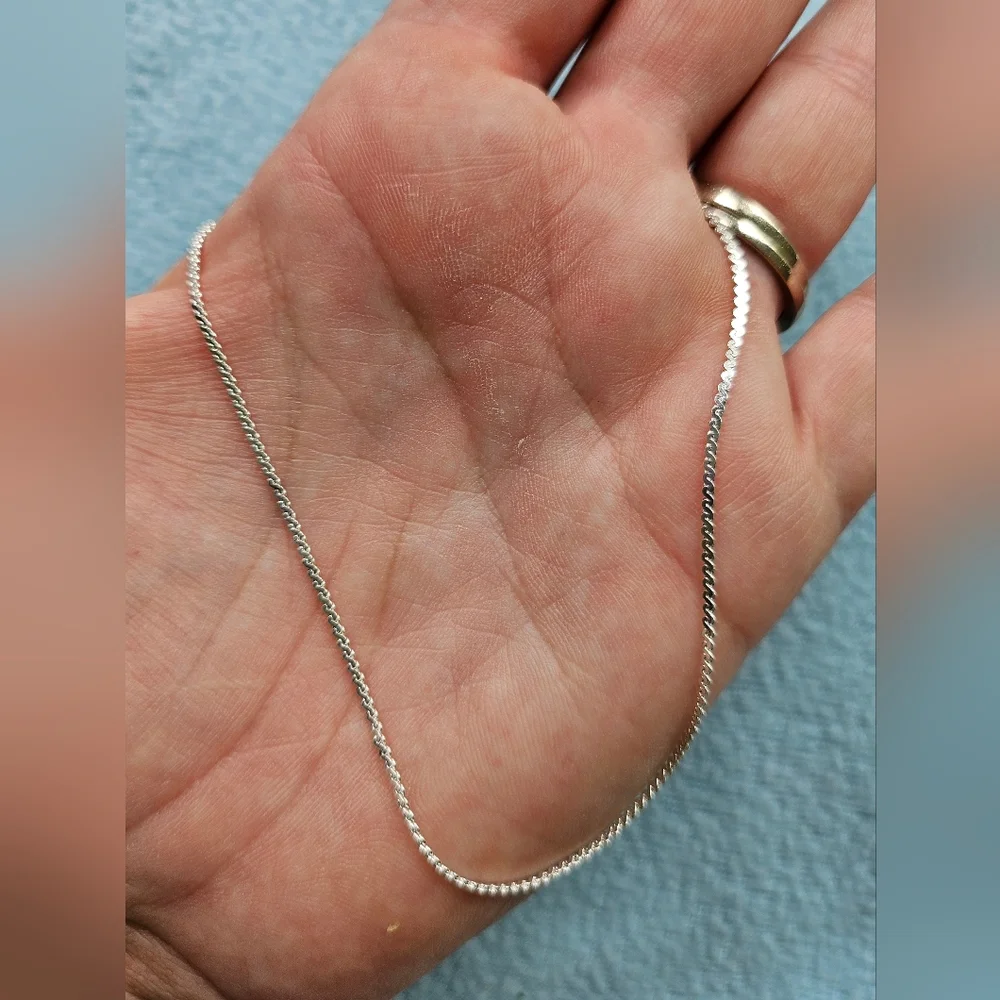 Avon Set Of Three Shimmering Anklets Set, Silvertone, Rhinestones, NIB - Picture 6 of 13